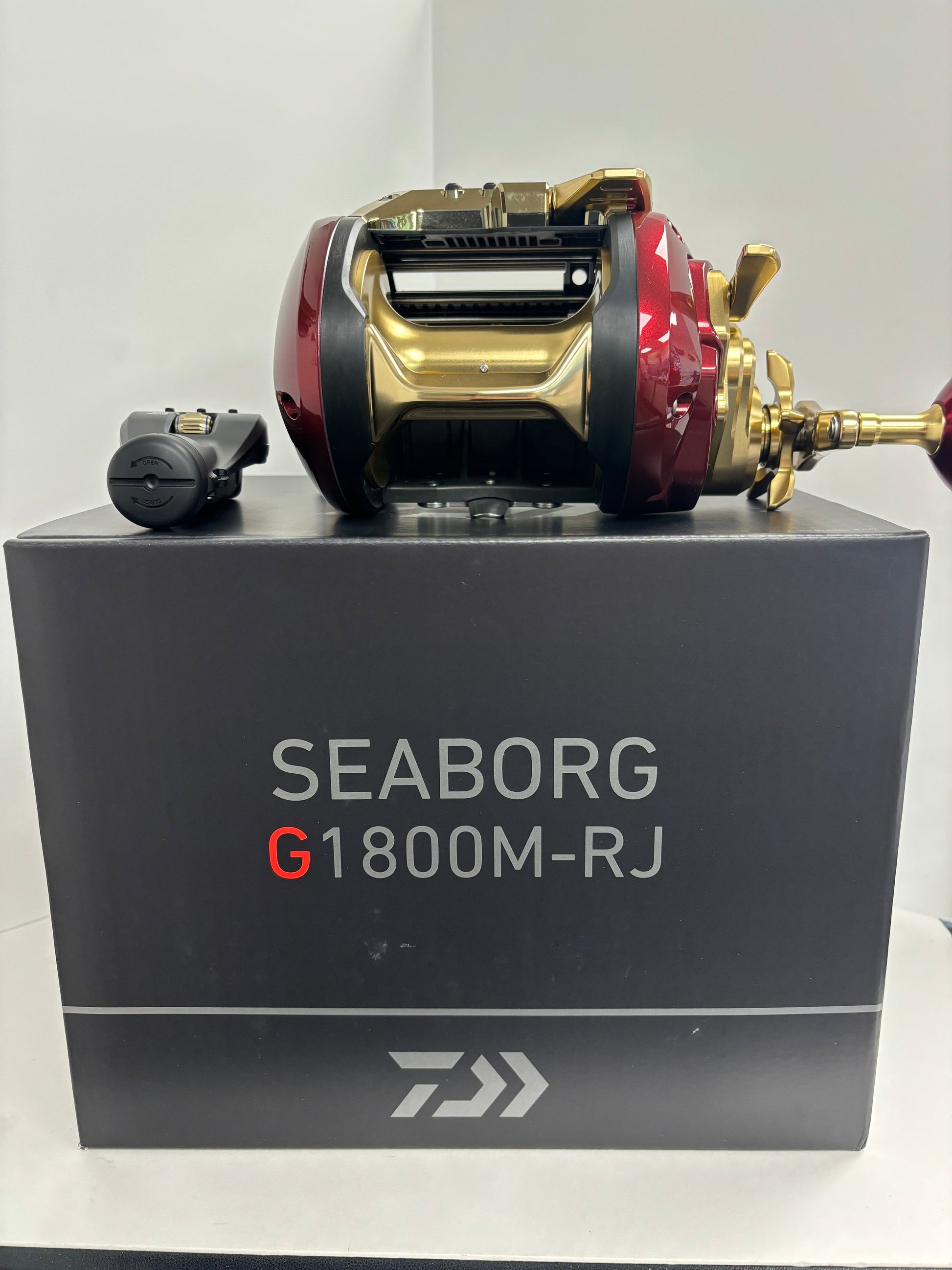 Daiwa Seaborg G1800M-RJ with RB1000 Starter Kit